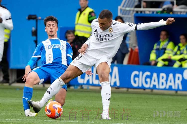 主裁改判音频：姆巴佩动作力度太猛 应该给红牌