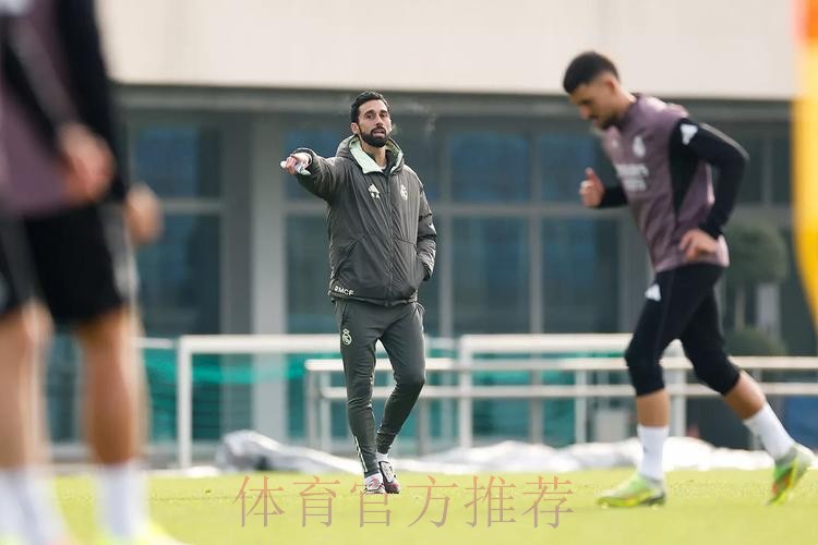 塞巴略斯遭阿韦洛亚弃用 首堂训练课就被怒斥 塞巴略斯遭阿韦洛亚弃用 首堂训练课就被怒斥